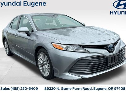 Used 2019 Toyota Camry XLE w/ Sunroof Package