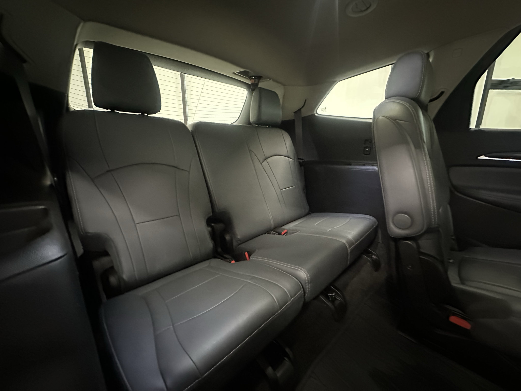 Used 2020 Buick Enclave Essence w/ Trailering Package, 5000 lbs. AWD/4WD image 18