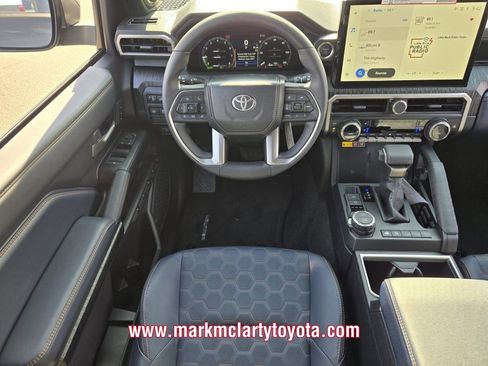 New 2026 Toyota 4Runner 4WD image 9