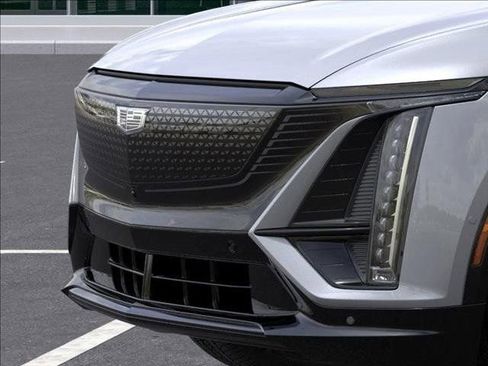 New 2026 Cadillac Lyriq Sport image 13
