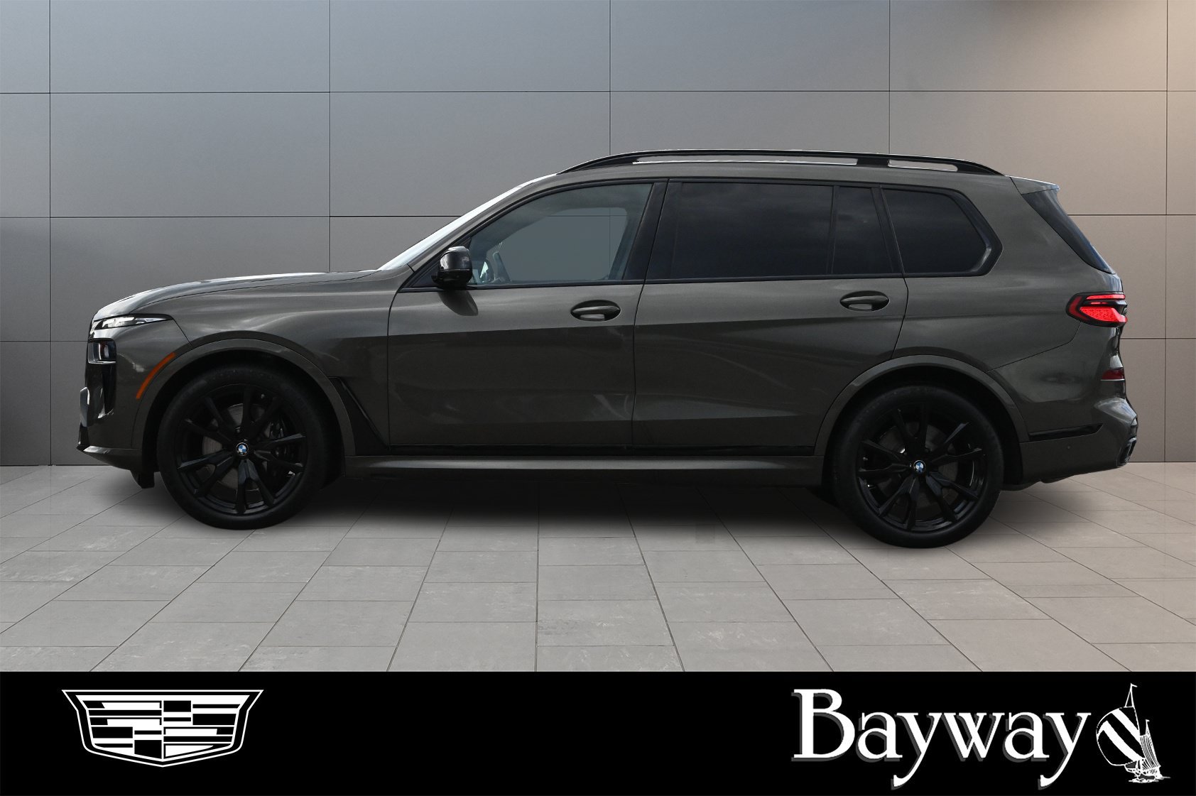 Used 2025 BMW X7 M60i AWD/4WD image 5
