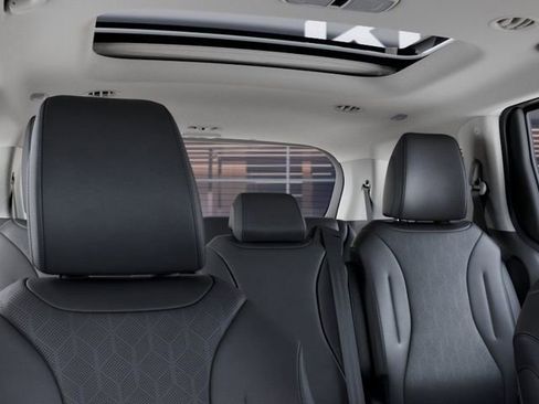 New 2026 Kia Carnival SX FWD image 27