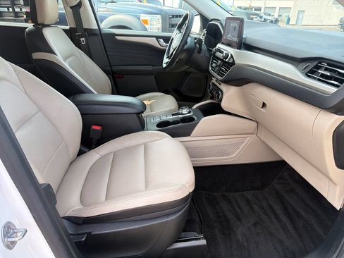 Used 2022 Ford Escape SEL AWD/4WD image 22