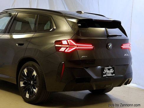 Used 2025 BMW X3 xDrive30i w/ Premium Package image 8