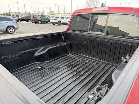 Certified 2023 Toyota Tacoma SR image 9