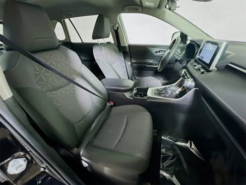 Certified 2025 Toyota RAV4 XLE image 23