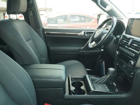 Used 2023 Lexus GX 460 Premium AWD/4WD image 9