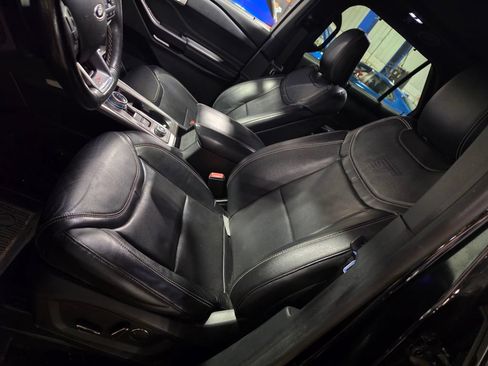 Used 2020 Ford Explorer ST AWD/4WD image 6