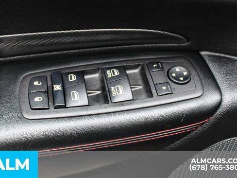Used 2025 Dodge Durango GT AWD/4WD image 42