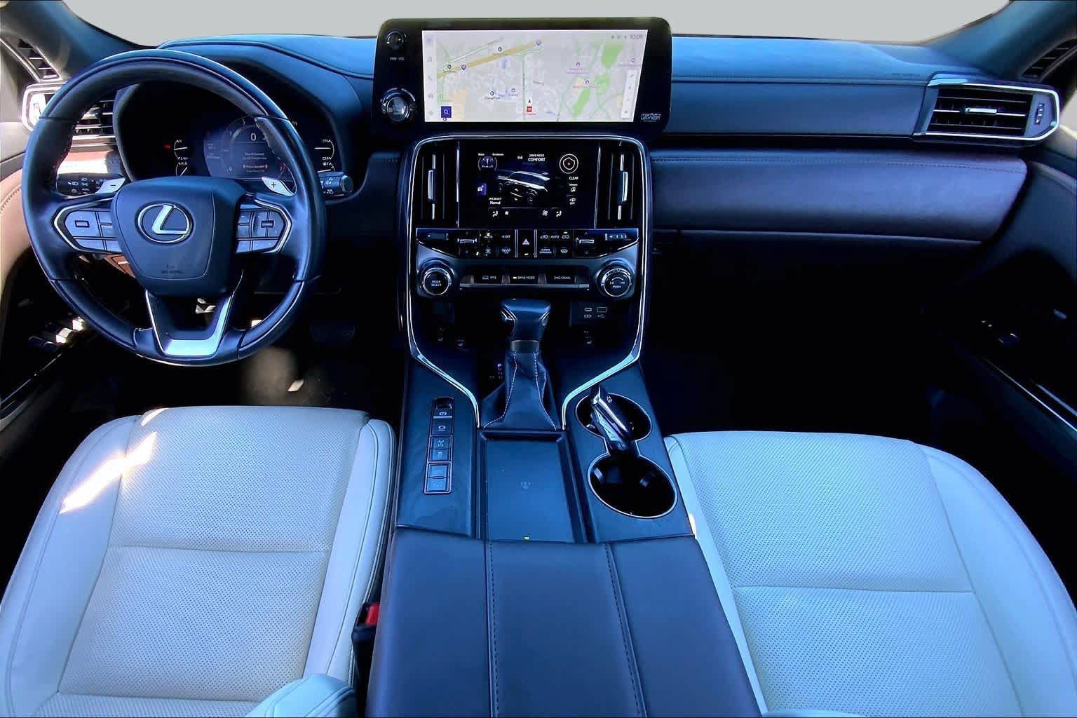 Used 2024 Lexus LX 600 4WD w/ Appearance Package image 15
