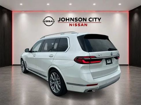 Used 2025 BMW X7 xDrive40i AWD/4WD image 6
