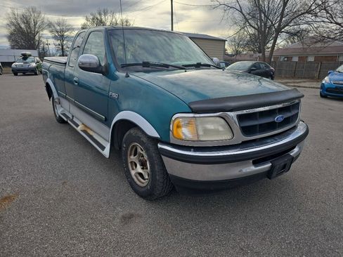 Used 1997 Ford F150 SuperCab Short Bed 2WD image 3