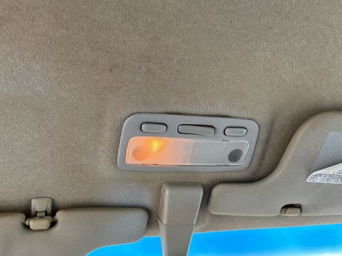Used 1999 Toyota RAV4 4WD 4-Door image 14