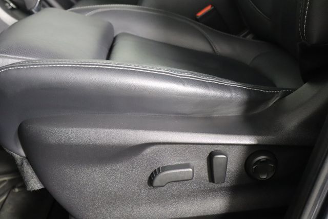 Used 2023 Subaru Ascent Limited w/ Technology Package AWD/4WD image 23