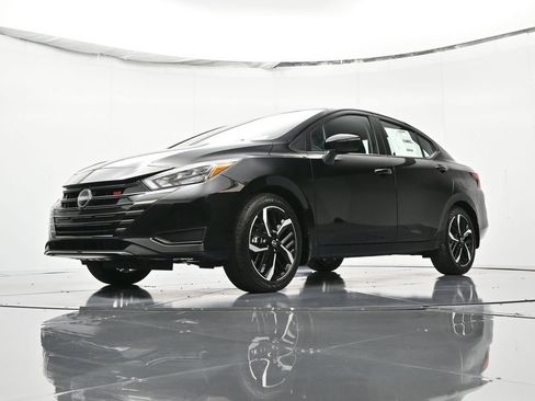 New 2025 Nissan Versa SR w/ Trunk Package FWD image 36