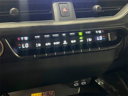 Certified 2025 Lexus UX 300h FWD image 20