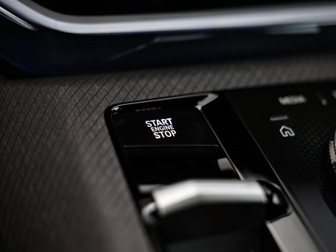 Used 2025 BMW X3 xDrive30i w/ M Sport Package image 39