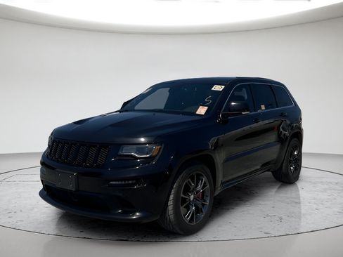 Used 2015 Jeep Grand Cherokee SRT w/ Luxury Group II AWD/4WD image 5
