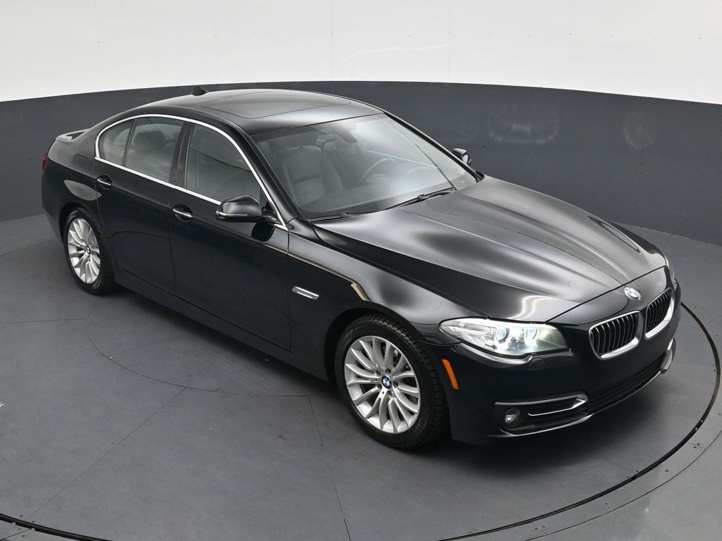 Used 2014 BMW 528i xDrive Sedan AWD/4WD image 18