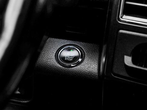 Used 2021 Ford Expedition Max Limited AWD/4WD image 28