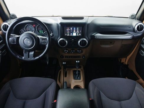 Used 2013 Jeep Wrangler Unlimited Sahara w/ Connectivity Group AWD/4WD image 20