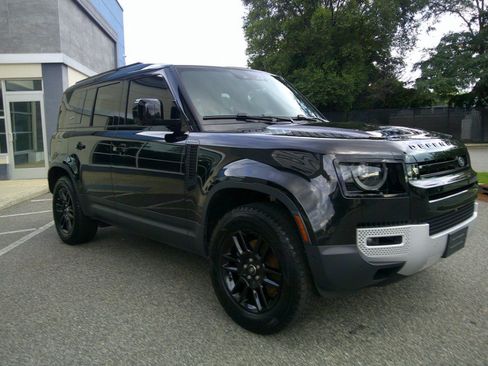 Used 2024 Land Rover Defender 110 S AWD/4WD image 13