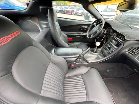 Used 2003 Chevrolet Corvette Z06 w/ Memory Package, 3 Drivers RWD image 10