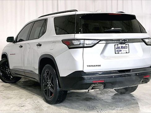 Used 2021 Chevrolet Traverse Premier w/ Redline Edition image 10