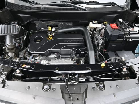 Used 2026 Chevrolet Equinox LT FWD image 19