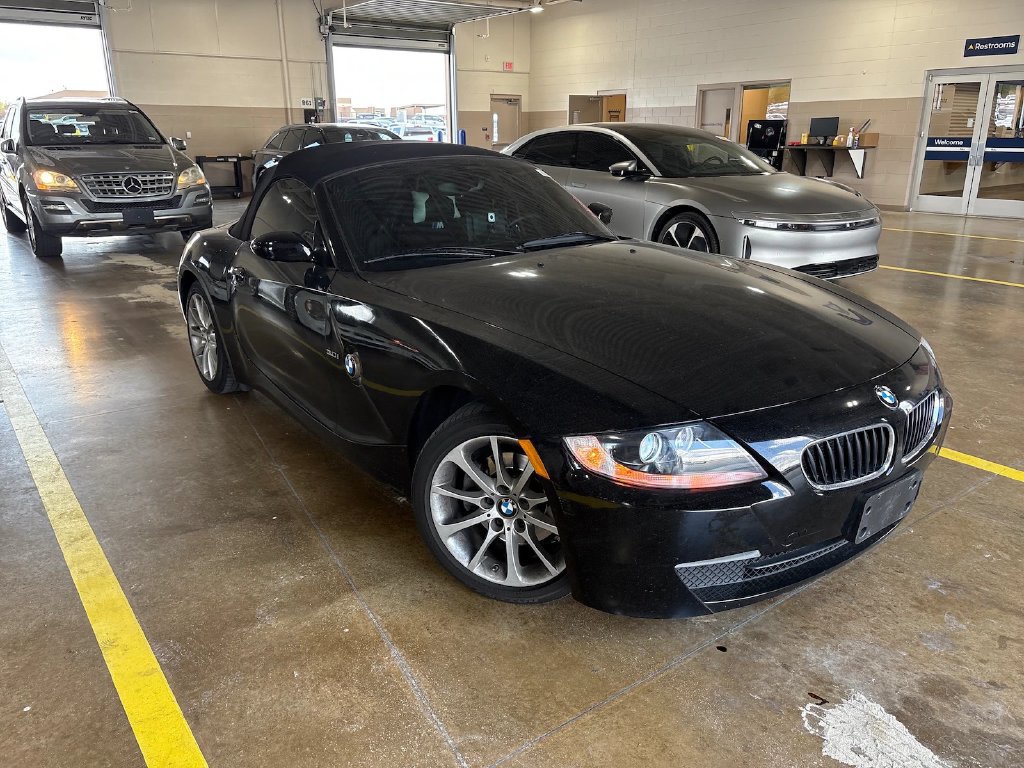 Used 2007 BMW Z4 3.0i RWD image 3