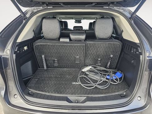 Certified 2024 MAZDA CX-90 Plug-In Hybrid w/ Preferred AWD/4WD image 11