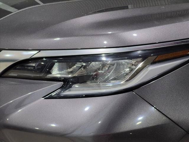 Used 2022 Toyota Sienna Limited FWD image 10