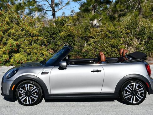 Used 2023 MINI Cooper S image 36