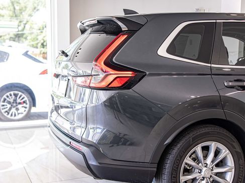 Used 2025 Honda CR-V EX-L image 12