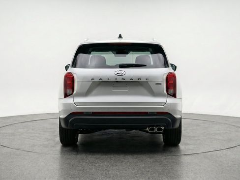 Used 2025 Hyundai Palisade SEL FWD image 7