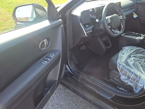 New 2026 Hyundai Ioniq 5 SEL image 9