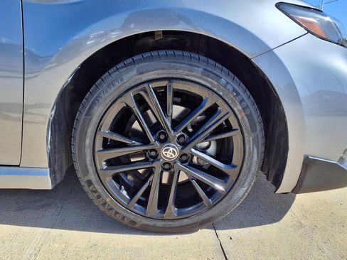 Certified 2025 Toyota Camry SE FWD image 9