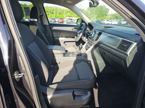 Used 2021 Volkswagen Atlas S FWD image 11