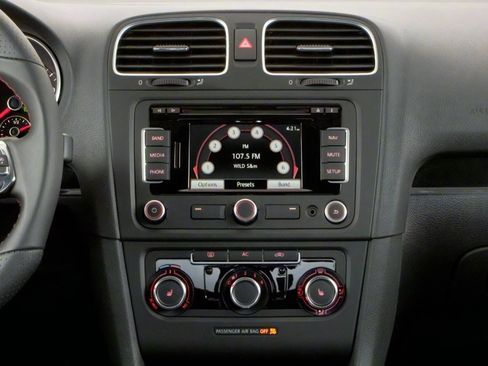 Used 2010 Volkswagen GTI 2-Door FWD image 9