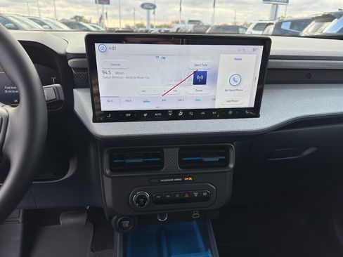 New 2025 Ford Maverick XLT w/ XLT Luxury Package image 20