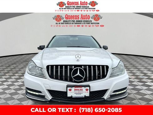 Used 2014 Mercedes-Benz C 300 4MATIC Sedan image 1