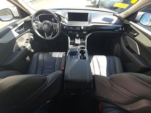 Used 2023 Acura MDX SH-AWD w/ Technology Package image 12