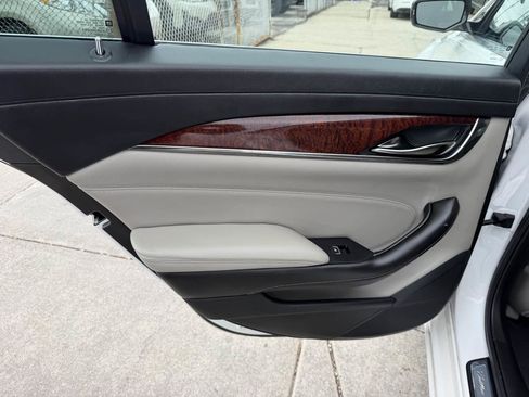 Used 2018 Cadillac CTS Sedan image 13