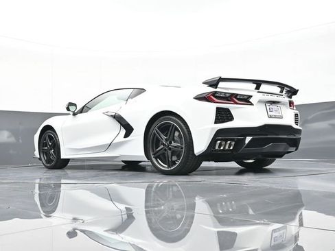 New 2026 Chevrolet Corvette Stingray Preferred Cpe w/ Z51 Performance Package RWD image 35