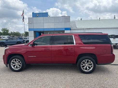Used 2015 GMC Yukon XL SLT w/ HD Trailering Package RWD image 9