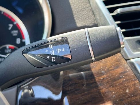 Used 2013 Mercedes-Benz GL 450 4MATIC image 34