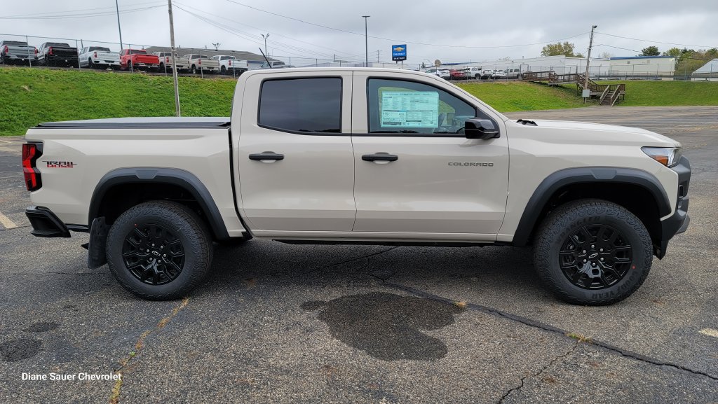 New 2026 Chevrolet Colorado Trail Boss AWD/4WD image 14