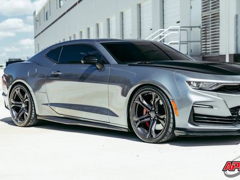 Used 2020 Chevrolet Camaro SS RWD image 67