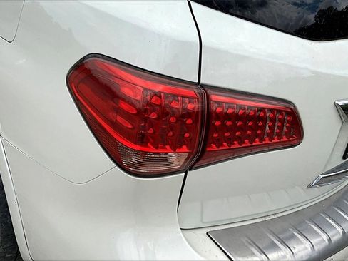 Used 2017 INFINITI QX80 4WD image 30