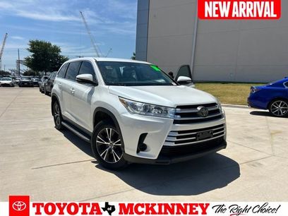 Used 2019 Toyota Highlander LE